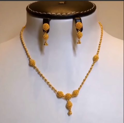 Light Weight Gold Necklace Sets2