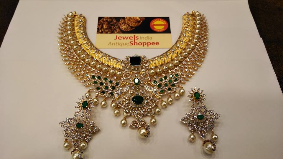 Gold Pearl Necklace