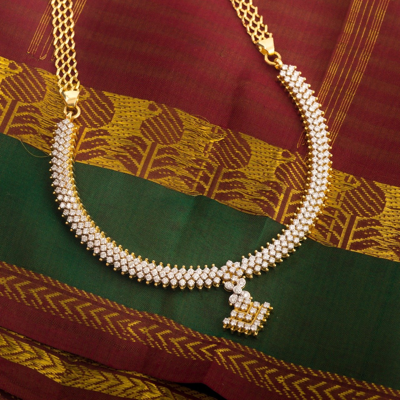 traditional diamond necklace designs