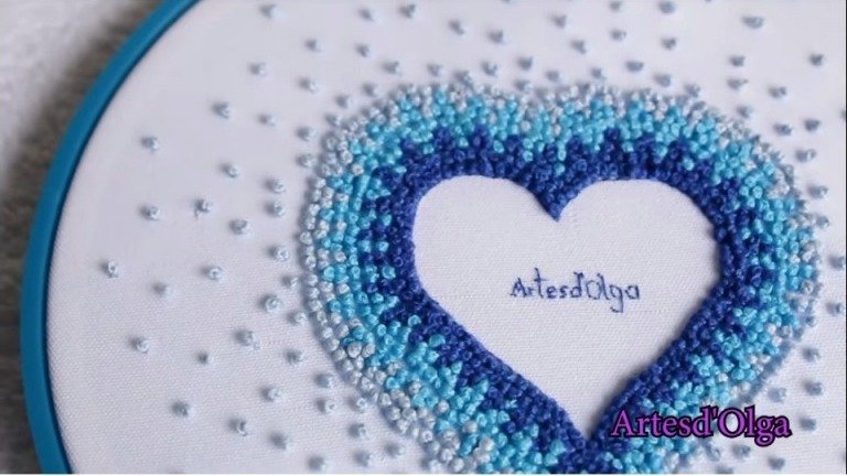 Hand Embroidery French Knot Heart1