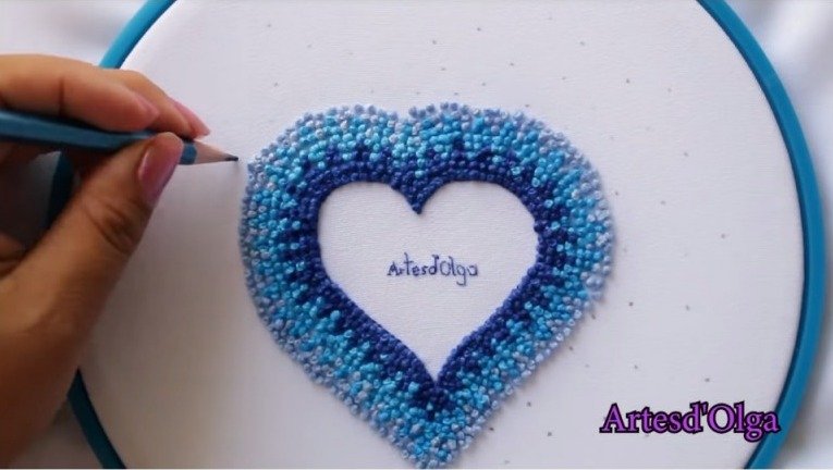 Hand Embroidery French Knot Heart19