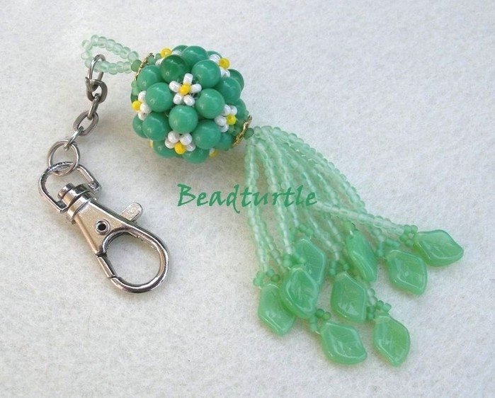 How To Make A Beaded Keychain 1