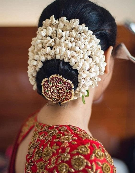 Beautiful Wedding Hair Bun 12