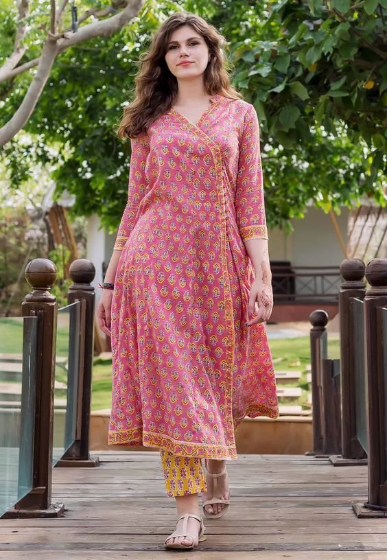 Beautiful and Stylish Long Kurtis for Women 13