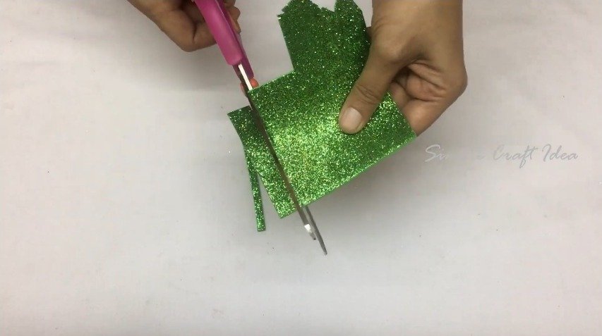 How to make Flower Vase with Glitter Paper 14