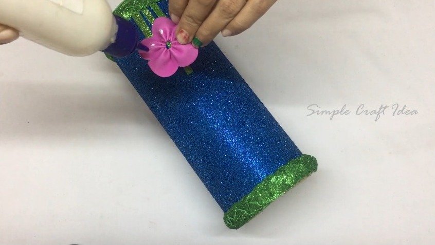 How to make Flower Vase with Glitter Paper 16