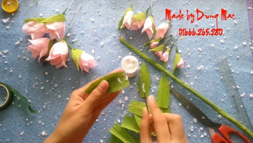 How to make Gladiolus Paper Flowers 18