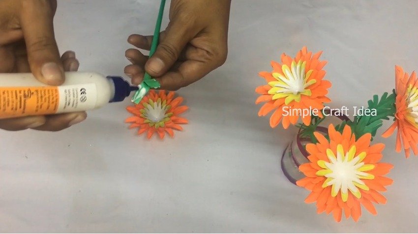 Making Paper Flowers Step by Step 19