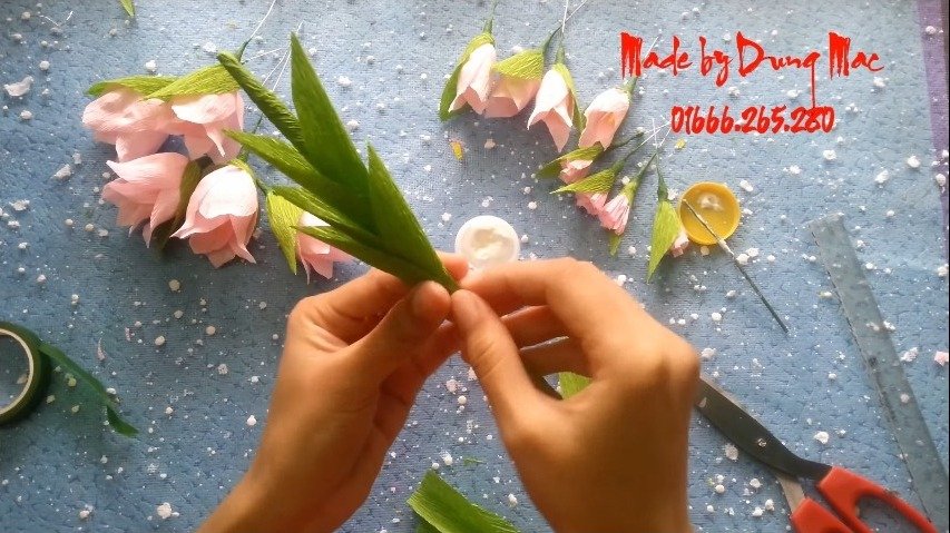 How to make Gladiolus Paper Flowers 19