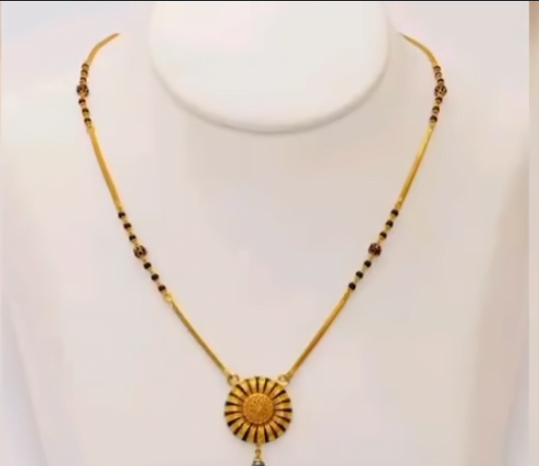 Beautiful Gold Necklace Design 4