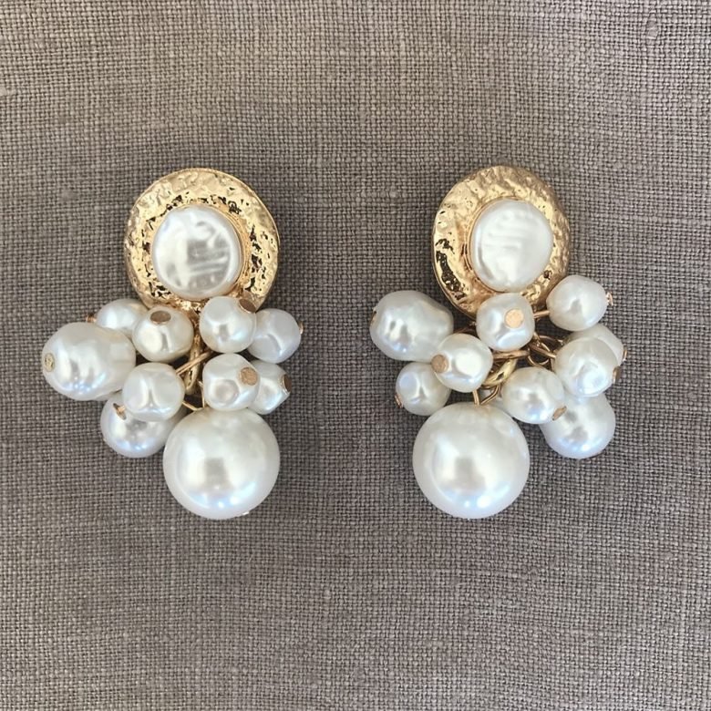 Simple Gold Pearl Drop Earrings 7