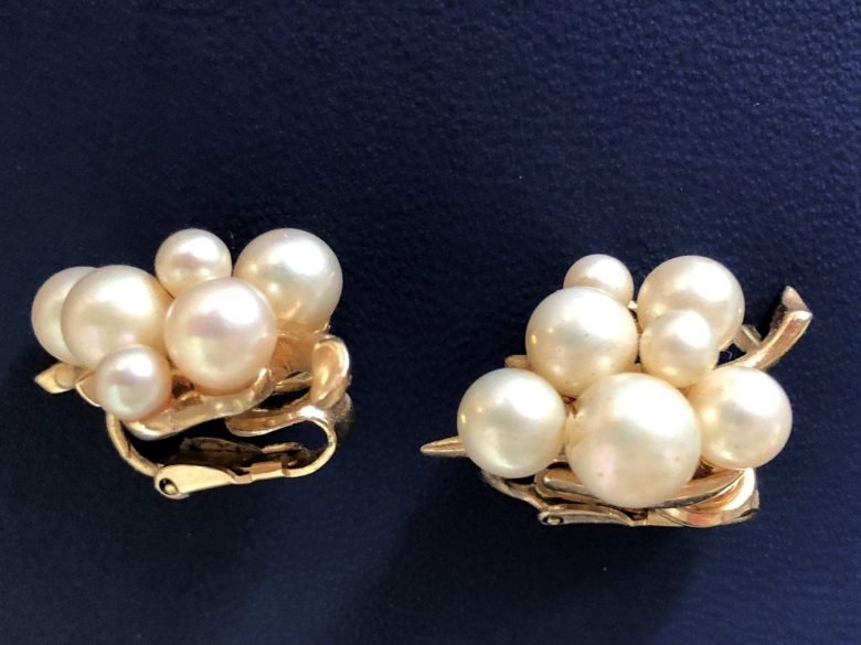 Simple Gold Pearl Drop Earrings 9