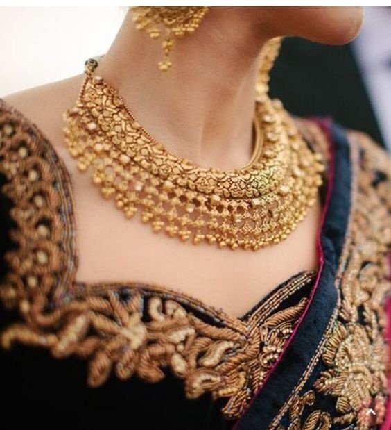 Bridal Gold Necklace Designs6