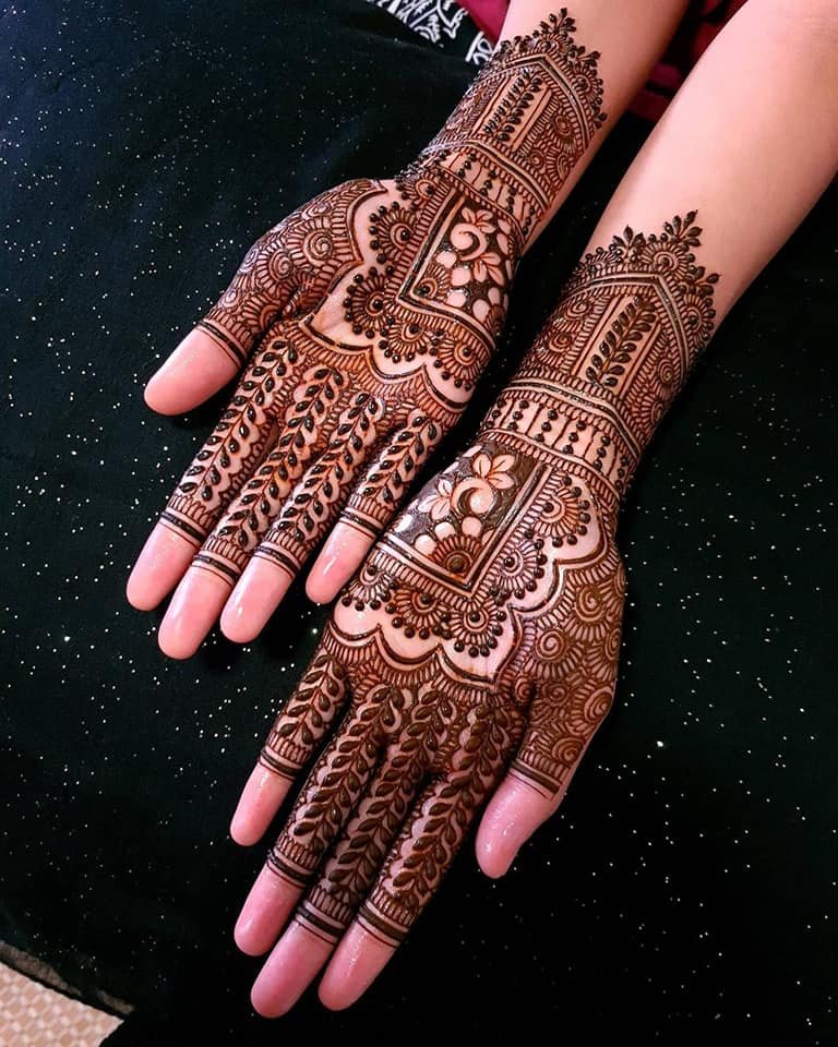 Beautiful Mehndi Designs for Hand 11