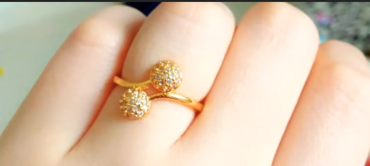 Latest Beautiful Gold and Diamond Rings Design 13