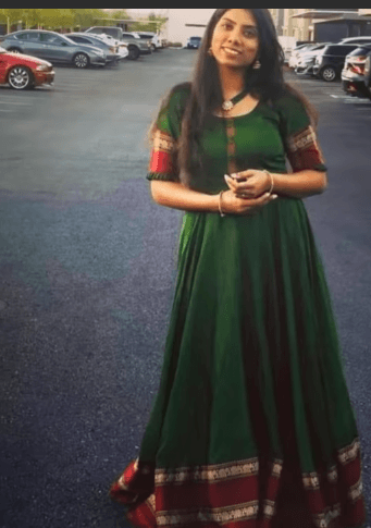 Convert Old Sari into Anarkali Dress Ideas 18