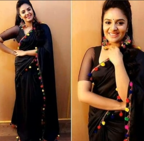 Easy way to Decorate your Saree with Tassels 6