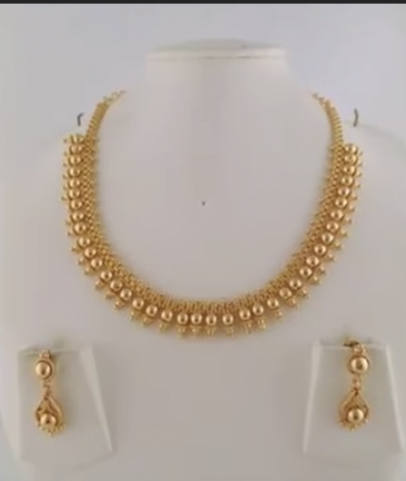 Latest Simple and Beautiful Gold Necklace Design 6
