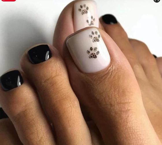 25 Simple Nail Designs Anyone Can Master 14