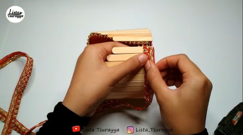 Popsicle Stick Tissue Box 18
