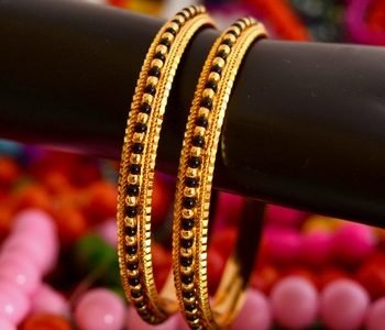 Gold Bangles for Women Online 4