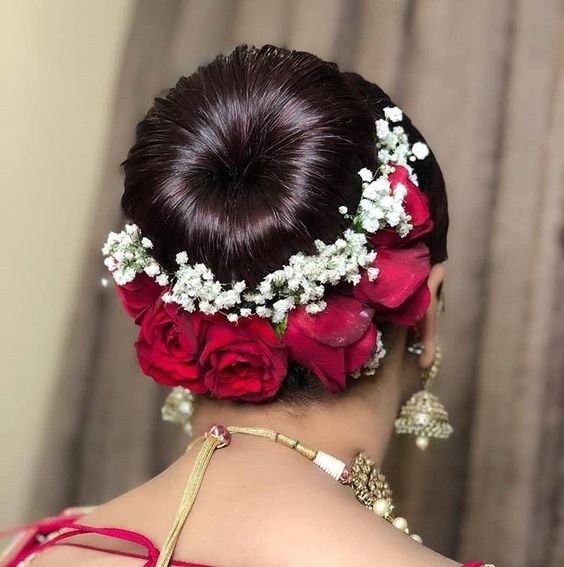 Elegant Bridal Bun Hairstyles Ideas 5