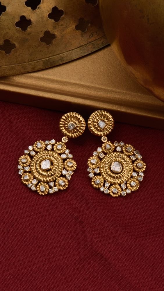 Latest Gold Earring Designs with Best Price 5