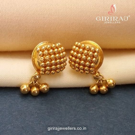 Beautiful Light Weight Daily Wear Gold Earrings Design 1