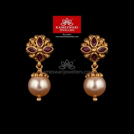 Beautiful Light Weight Daily Wear Gold Earrings Design 10