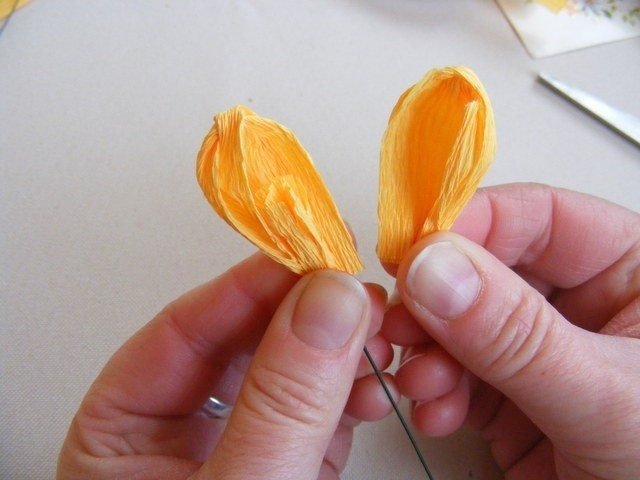 Spring Crocuses of Corrugated Paper 11