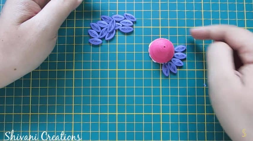 How to make Paper Swing with Quilling Doll 11