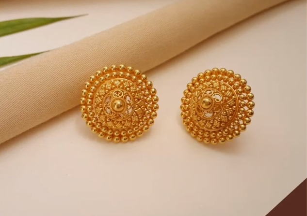 Pretty Pure Gold Stud Earrings designs for Daily Wear 12