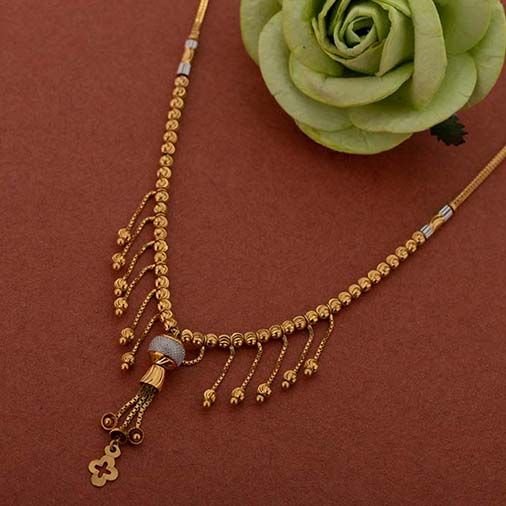 Latest Long Gold Necklace Designs 7
