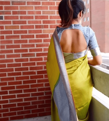 Beautiful Back Neck Blouse Designs 7