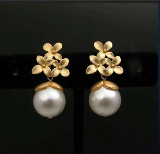 Traditional Pearl and Gold Earrings Designs 1