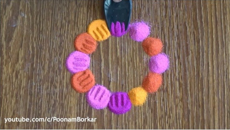 Rangoli Using a Fork 13