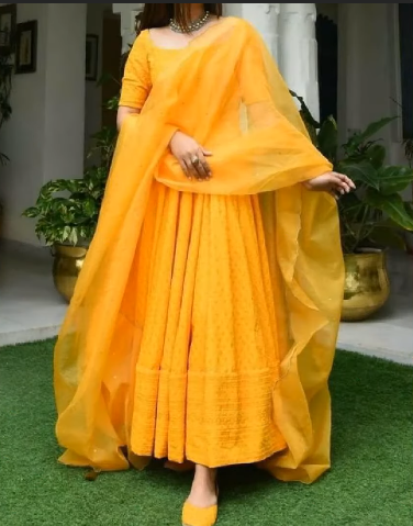 Haldi Outfit Ideas for Bride 16