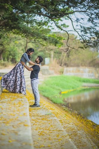 Pre Wedding Photoshoot Ideas 3