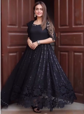 Black Anarkali Suits and Salwar Kameez 13