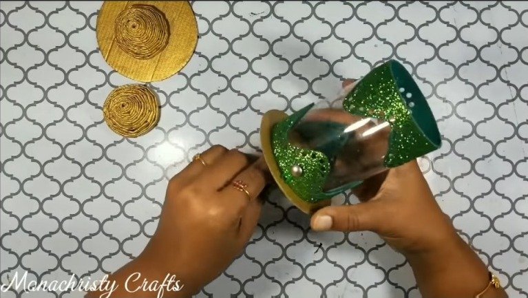 Diwali Lantern from Plastic Can 18