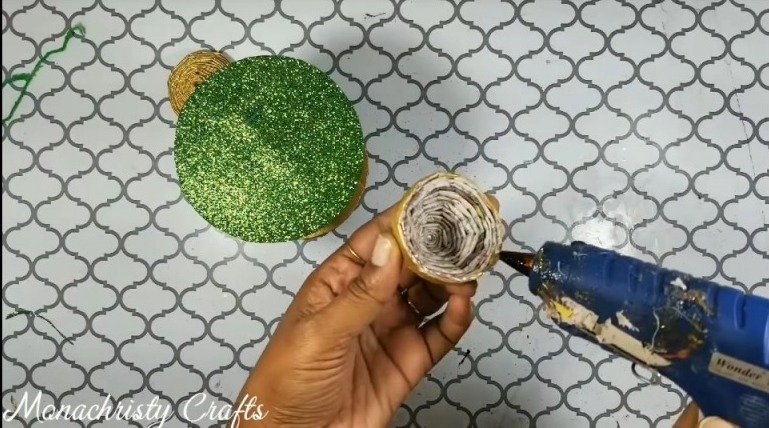 Diwali Lantern from Plastic Can 21