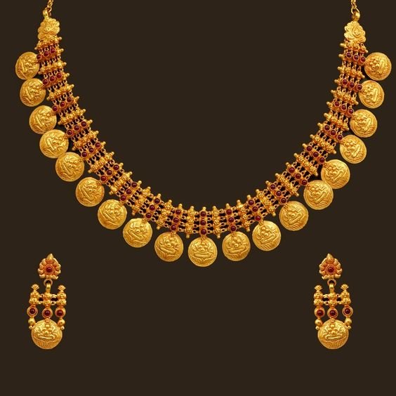 Traditional Indian Jewellery 25