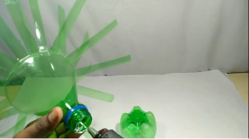 Flower Pot from Plastic Bottle 9