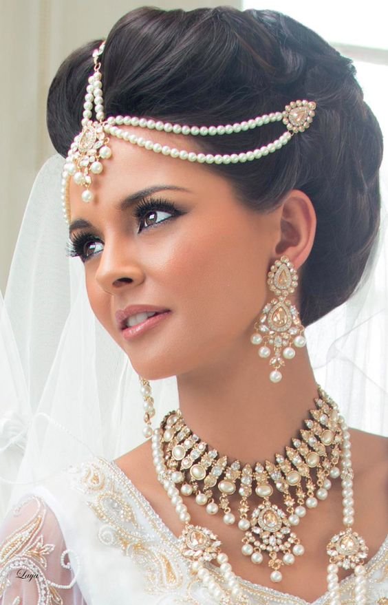 Indian Bridal Hairstyle 25