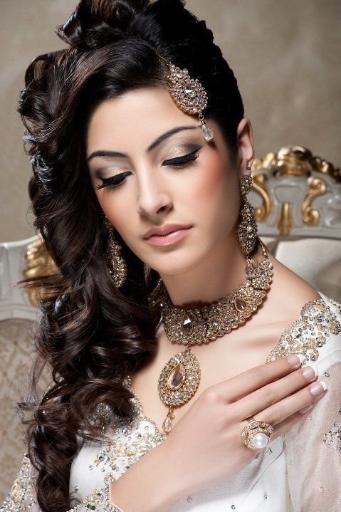 Indian Bridal Hairstyle 46
