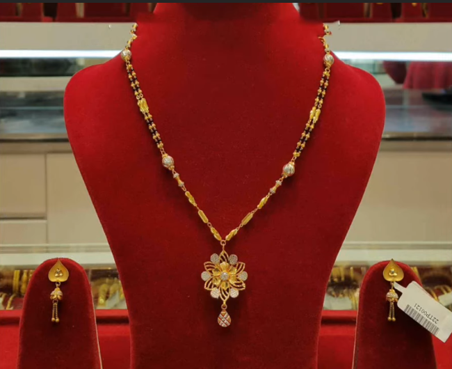 Gold Mangalsutra Designs 2