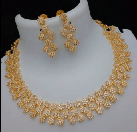 Gold Necklace Set Designs 4