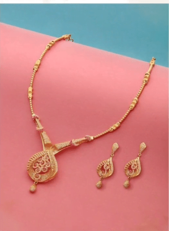Gold Necklace Set Designs 8