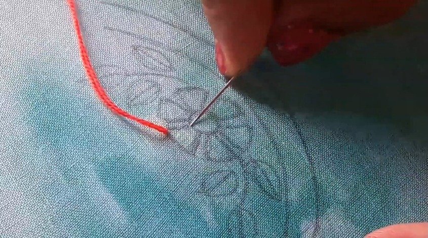 Round Neck Embroidery Designs 5