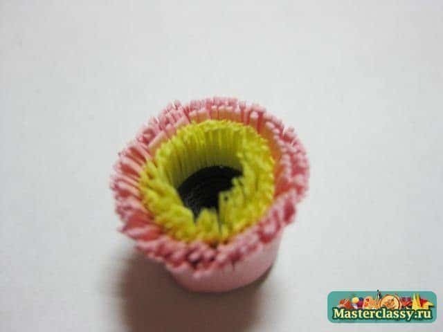 Quilling gerbera 16